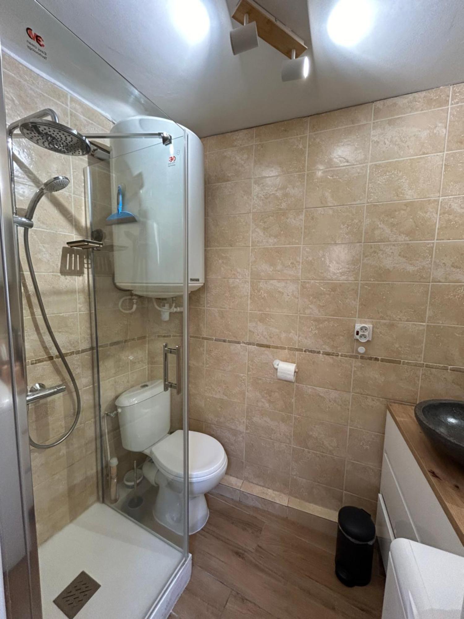 Duplex Climatise Proche Port Toulon Apartamento Exterior foto